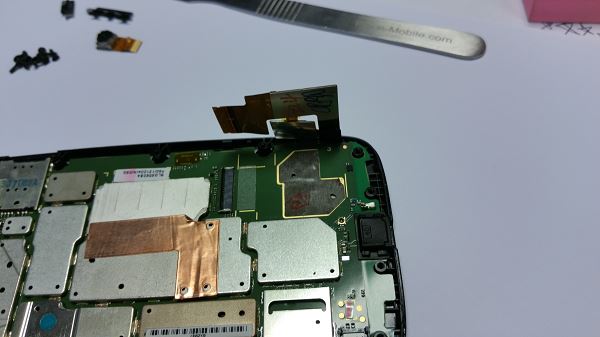 R&eacute;paration du Motorola MOTO G XT1032